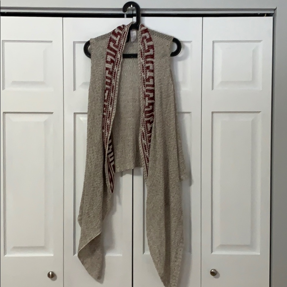 Women’s large cream and burgundy cardigan